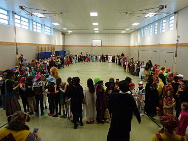 Faschingsfeier in der Turnhalle