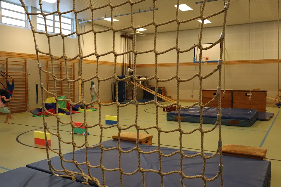 In der Halle wurde eine Belegungslandschaft aufgebaut