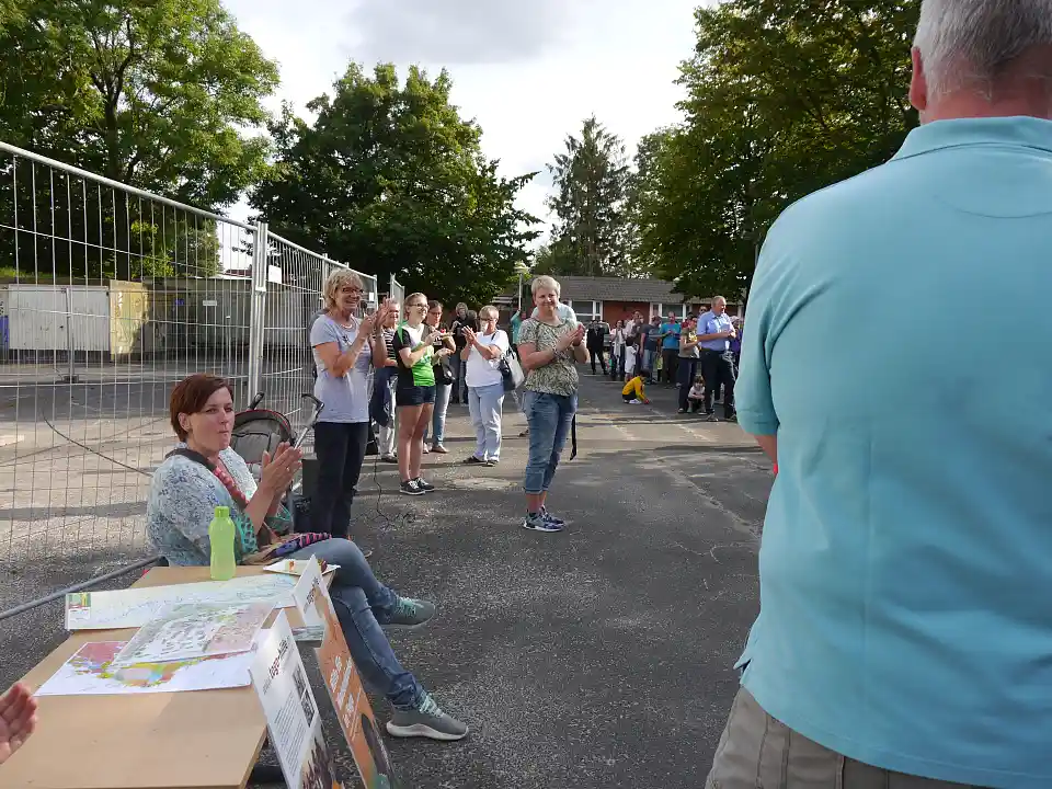 Frau Bartels war f&uuml;r die Togo Hilfe da